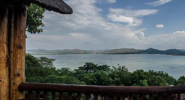 Hartbeespoortdam Lodge Экстерьер фото
